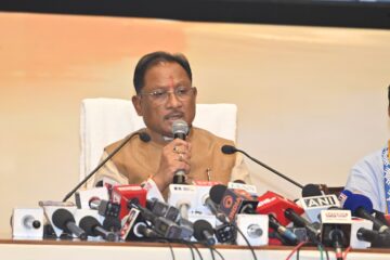 प्रधानमंत्री श्री नरेन्द्र मोदी जी की गारंटी से छत्तीसगढ़ में हर क्षेत्र में हो रहा तेजी से विकास: डबल इंजन सरकार ने नक्सलवाद पर लगाया ब्रेक, विकास को दी रफ्तार - मुख्यमंत्री