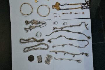 सूने मकान में चोरी करने वाला किशोर चंद घंटों में गिरफ्तार, ₹12 लाख की संपत्ति बरामद