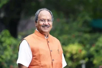 पीएम मोदी से संवाद ऐतिहासिक, जनकल्याण योजनाओं पर होगा मंथन: बृजमोहन अग्रवाल