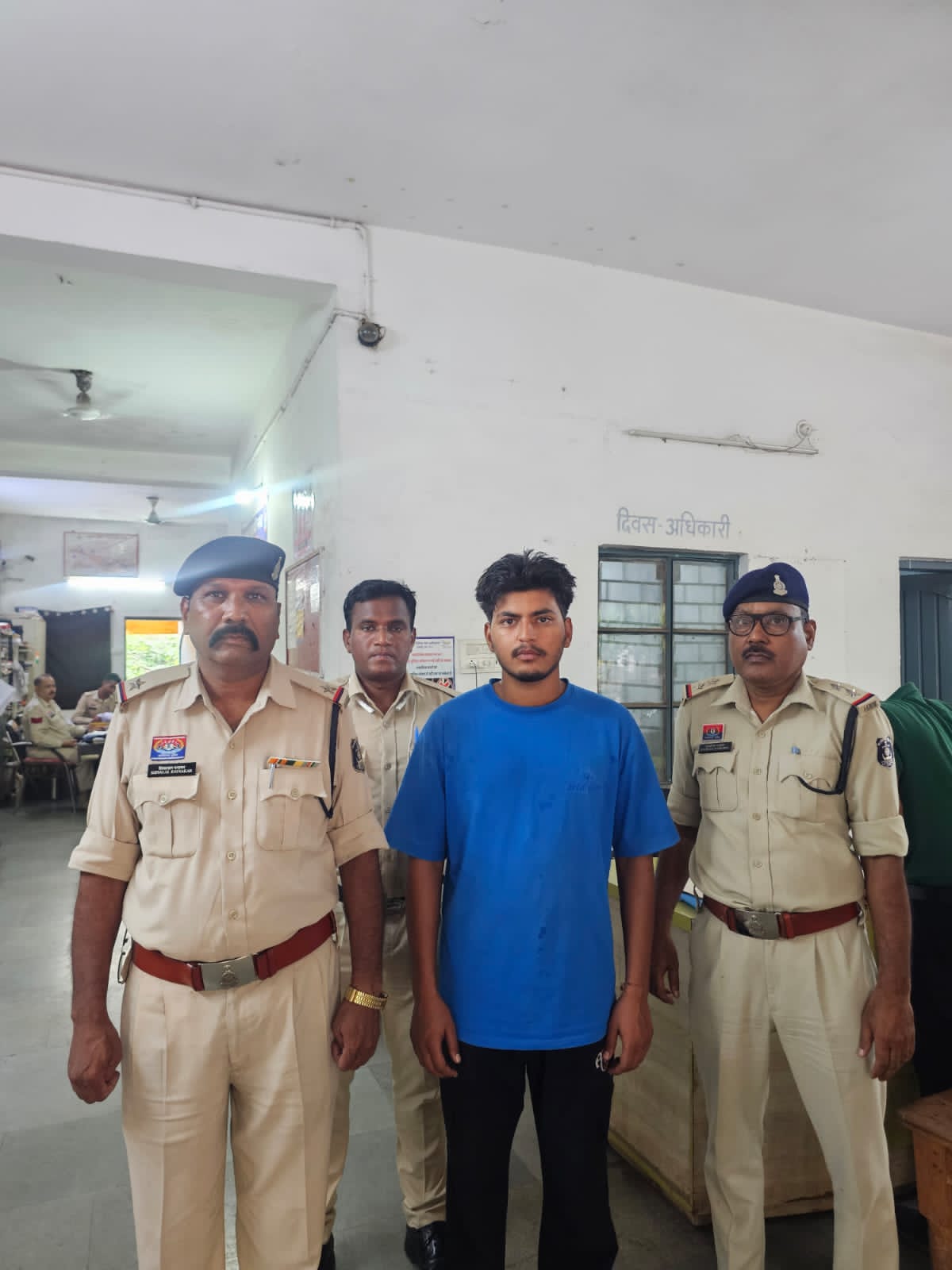 #RYPNews #CrimeNews #RaipurPolice #NDPSAct #DrugBust