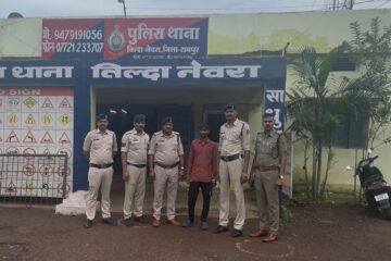 गर्भवती पत्नी की हत्या करने वाला पति चढ़ा पुलिस के हत्थे