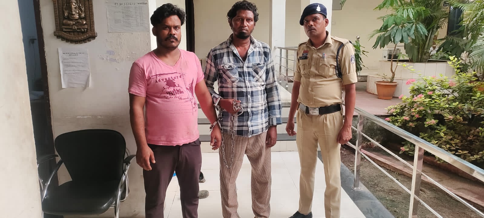 20 पेटी अवैध शराब तस्करी मामले में फरार आरोपी गिरफ्तार