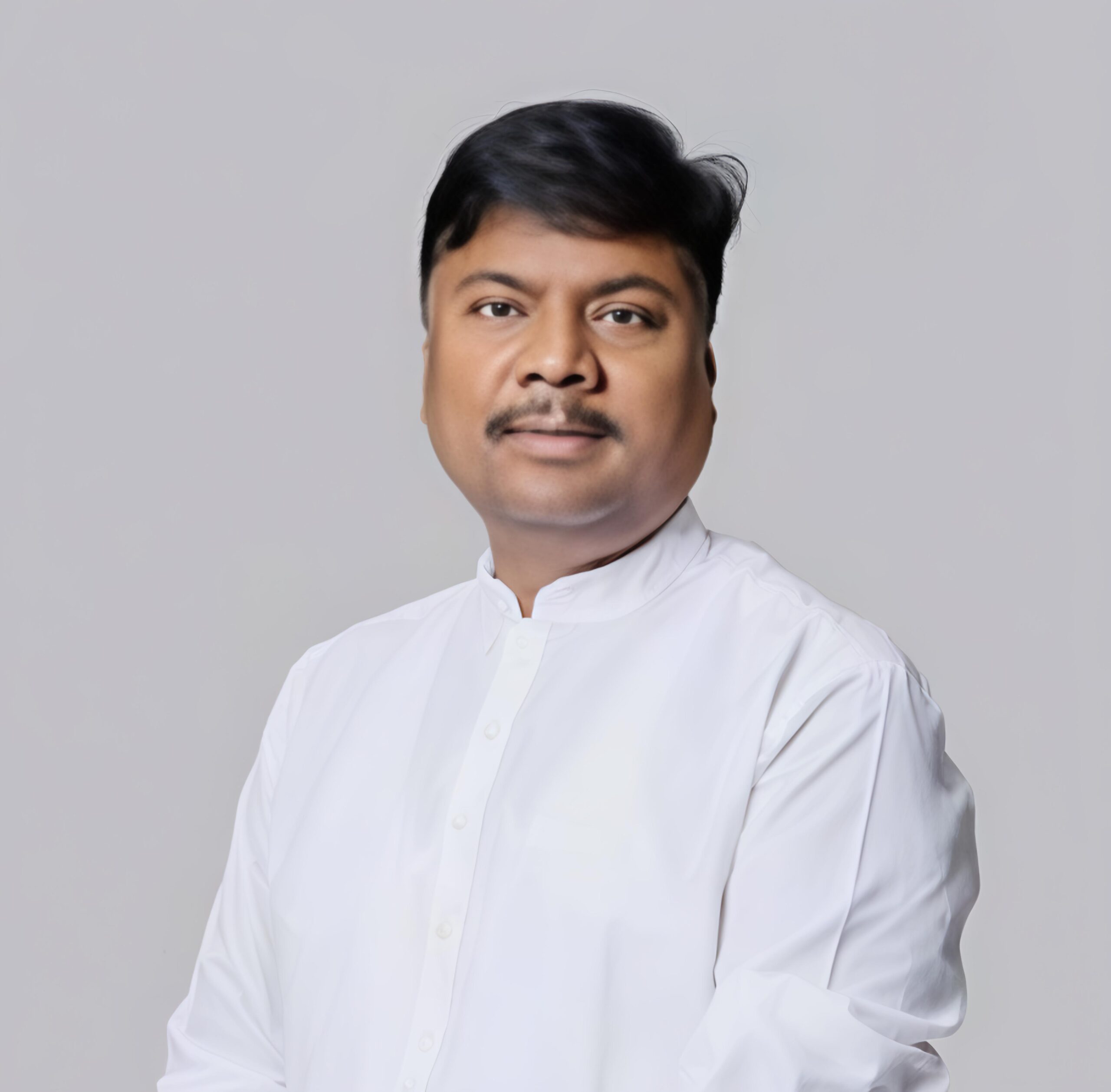 खड़गे पर गरजे मंत्री केदार कश्यप, कहा- शेर की दहाड़ से सियार भागते हैं