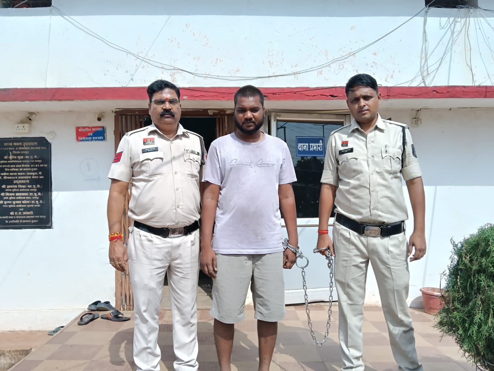 बलेनो कार चोरी करने वाला आरोपी मुंगेली से गिरफ्तार, लावारिस हालत में मिली गाड़ी