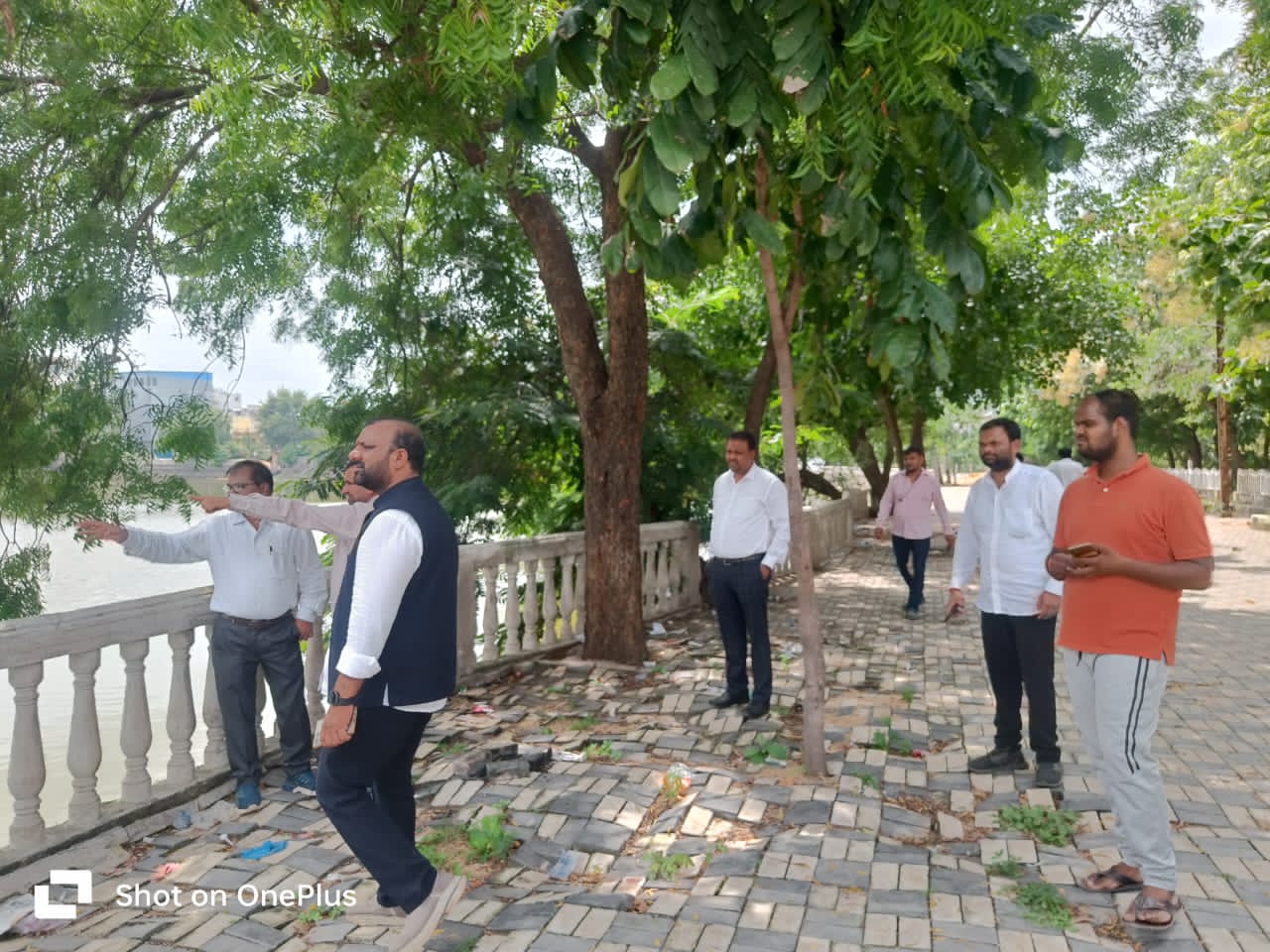 करबला तालाब निर्माण कार्य की धीमी गति पर अध्यक्ष जायसवाल नाराज़