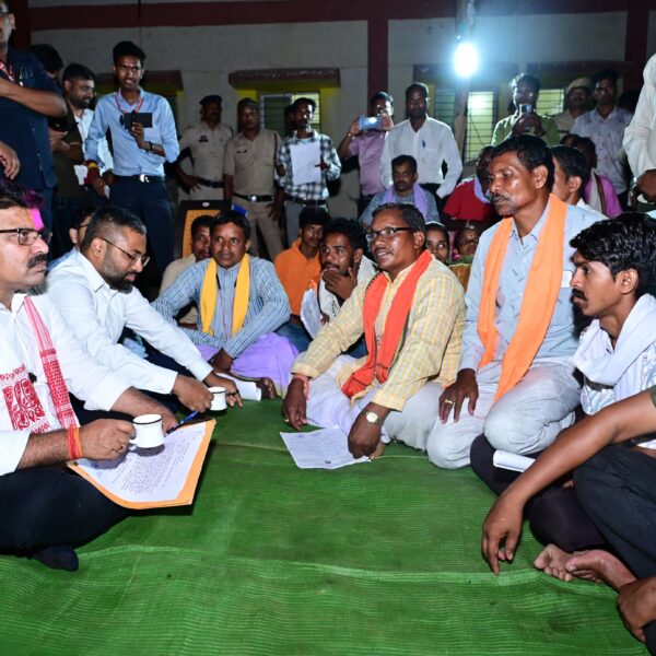 नक्सल प्रभावित किसकोड़ो में उप मुख्यमंत्री ने लगाई जनचौपाल